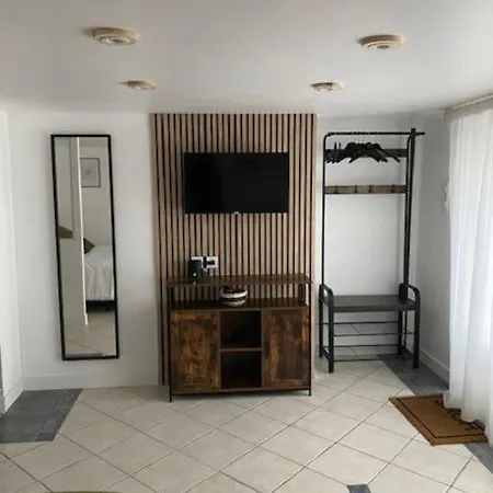Complet Rdc Maison Apartment Tinqueux